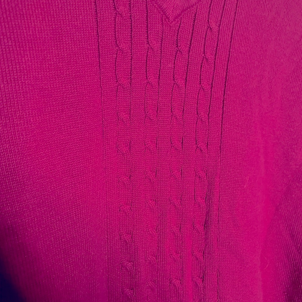 Fuchsia sweater with a faux white shirt detail - Picture 5 of 5